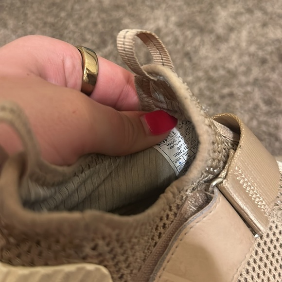 Sorel Kinetic Sneak Mesh Shoes Size 8 - Picture 7 of 10